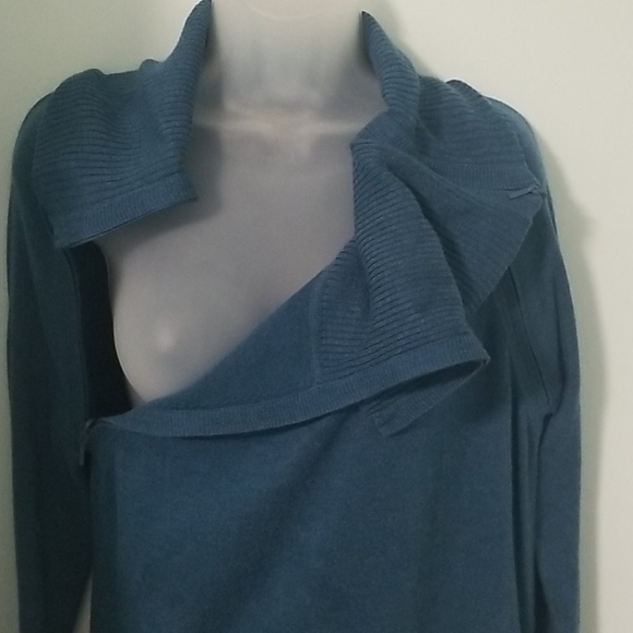 Nursing sweater sz M - Picture 4 of 5